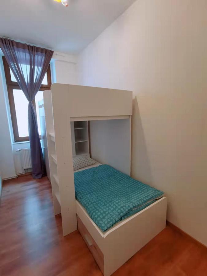 Familienfreundliches Apartment Im Zentrum Fuer Geschaeftsreisen Und Privat Dresden Exterior photo